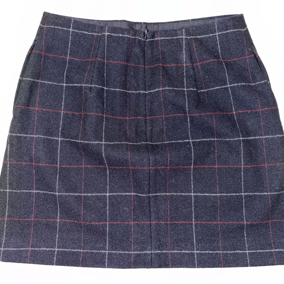 navy skirts with red - Picture 2 of 3